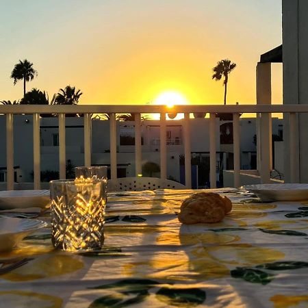 Apartmán Red Hibiscus Corralejo Irent Fuerteventura Exteriér fotografie
